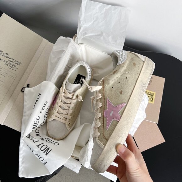 Golden Goose - Picture 5 of 9